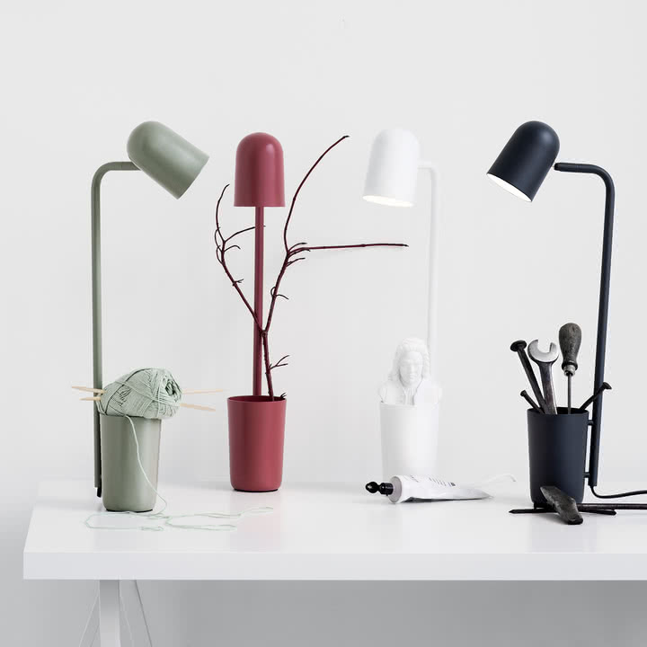 Homeoffice Beleuchtung Licht Arbeitsplatz Schreibtisch